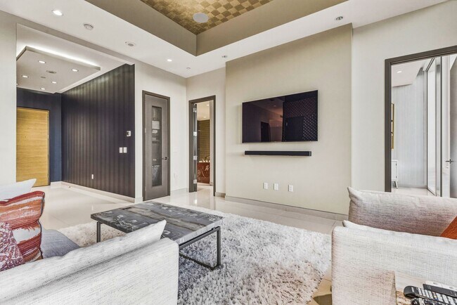 Building Photo - Waldorf Astoria 4707-Strip/City/Mtn Views from this Stunning 2Bd/2.5Ba Residence