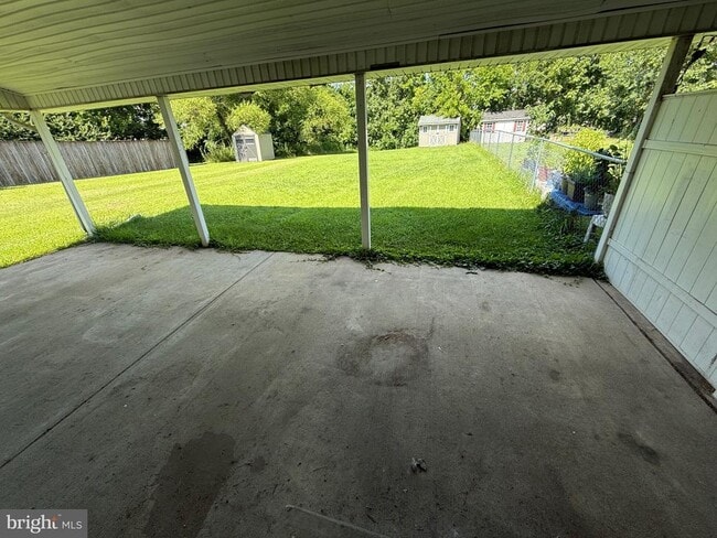 Building Photo - 1202 Rosegate Ct