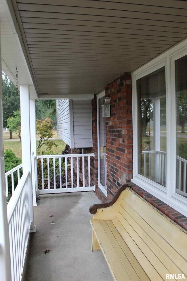 Building Photo - 15047 N Seagull Ln