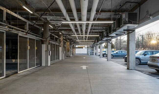 Building Photo - 93 Bennington St