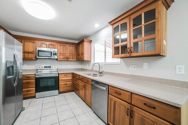 Building Photo - 17805 N 13th St