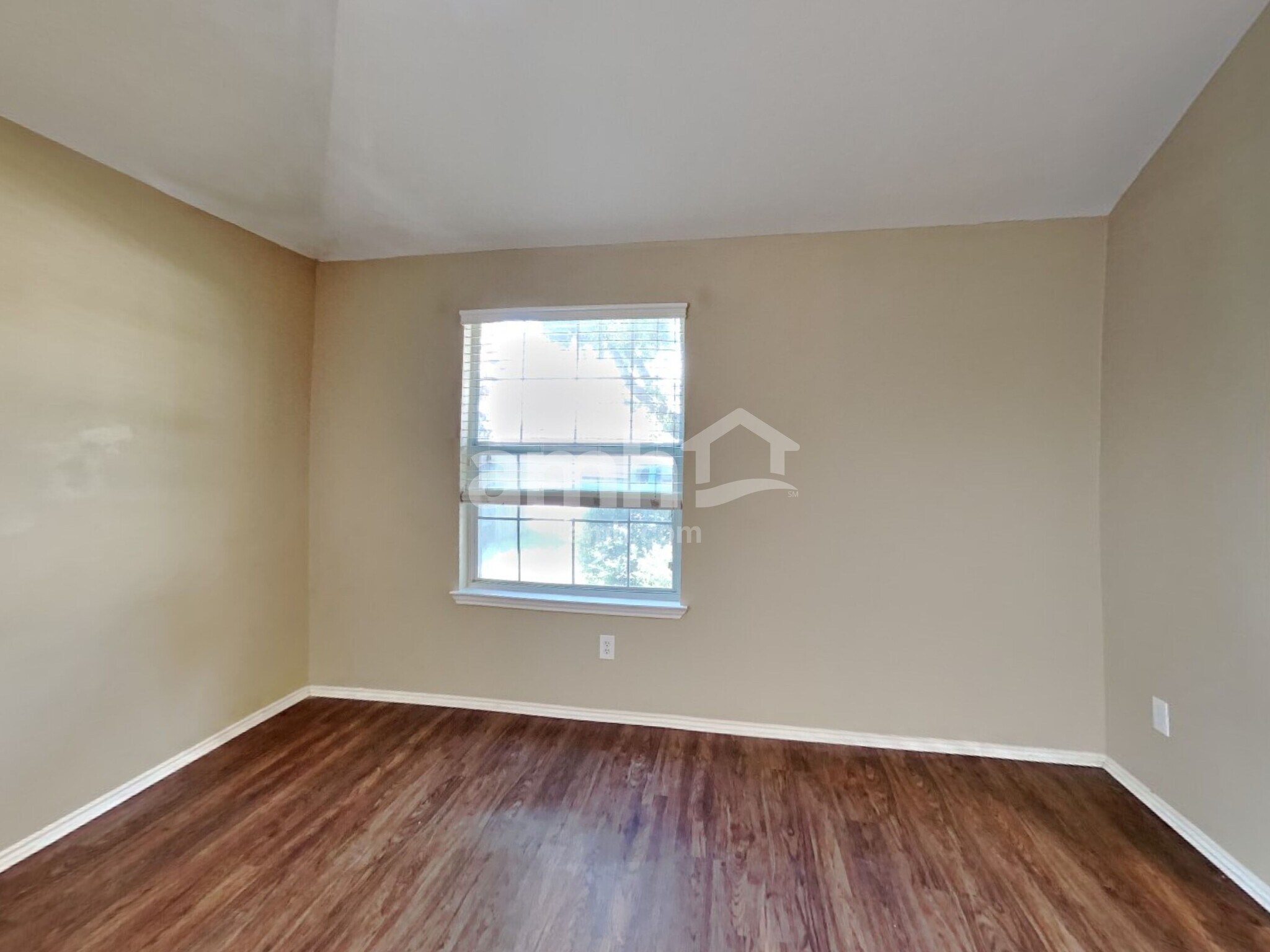 Building Photo - 631 Gateship Dr