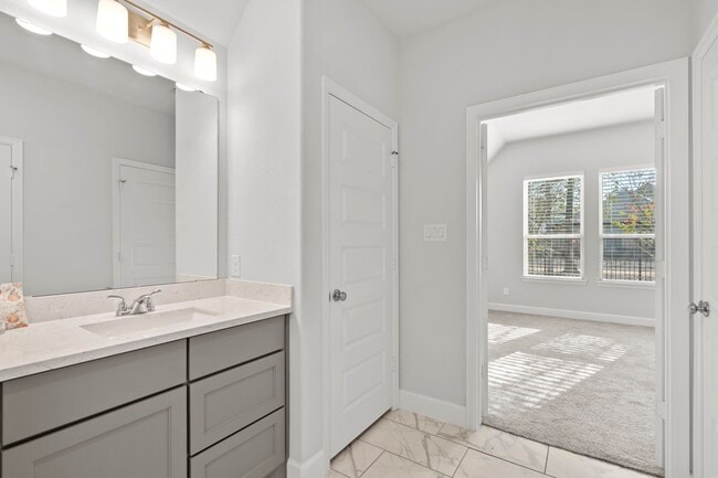 Building Photo - 7438 Cattail Fls Ln