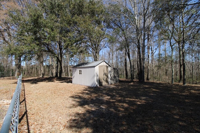 Building Photo - 1835 Lirope Way