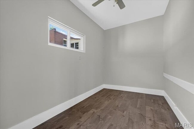 Building Photo - Cute Tower Grove South Home
