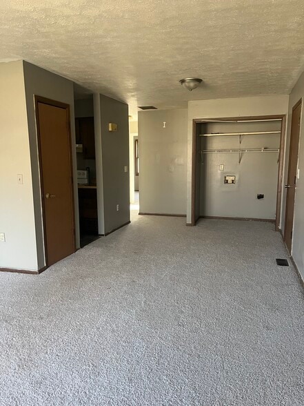 Building Photo - 1015 Courtland Ave