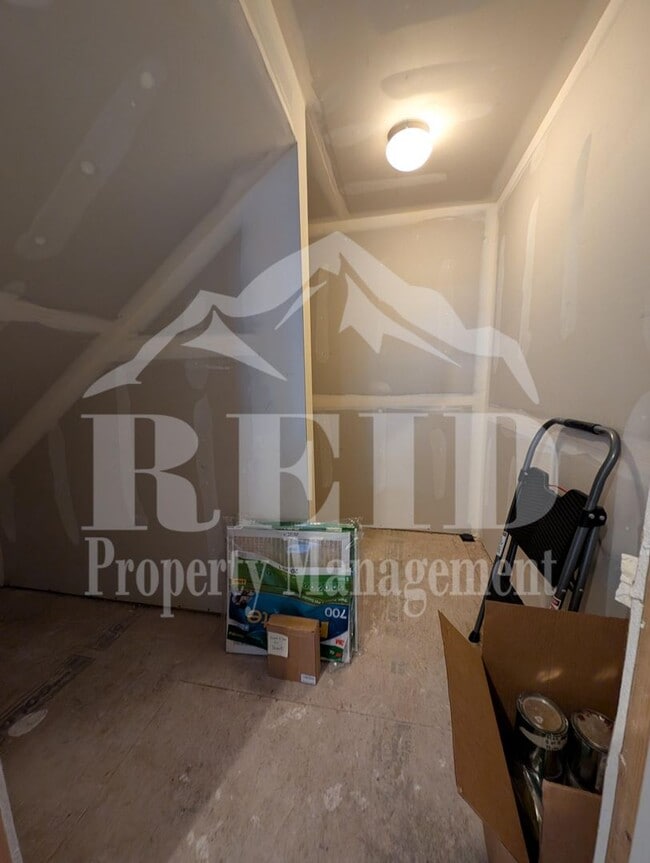 Building Photo - 3887 Portside Dr