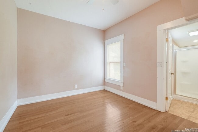 Building Photo - 638 Cedar St