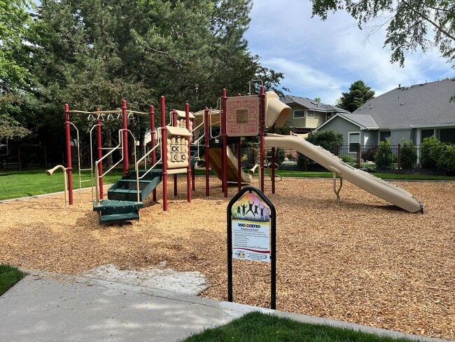 Building Photo - "Luxury Living: Stunning home with marble counter tops & Fireplace!"