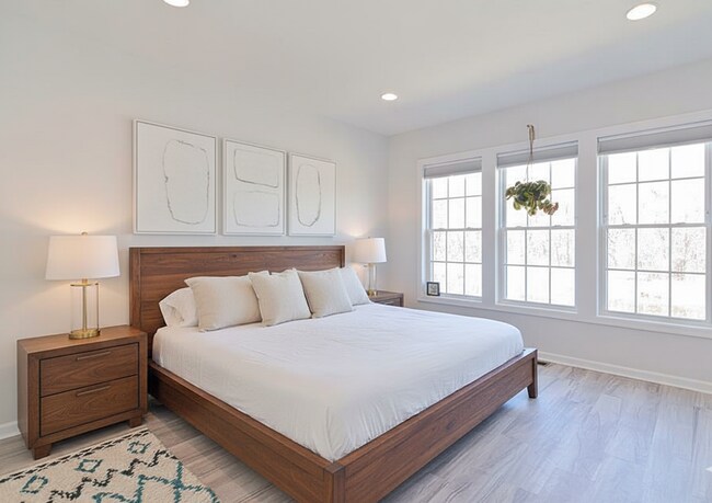 bed1 - 17 Walnut Way