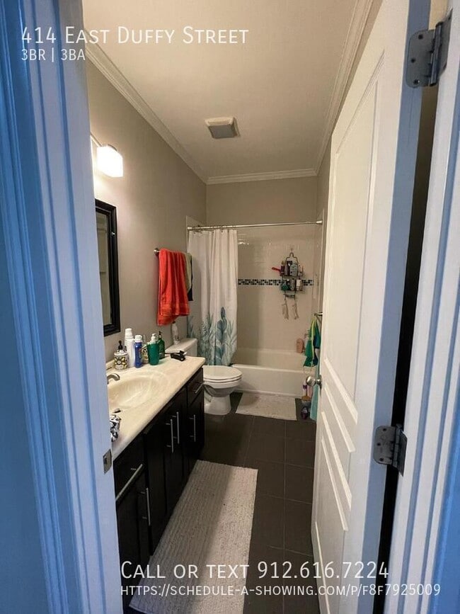 Building Photo - 414 E Duffy St