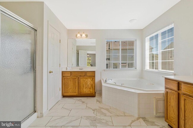 Building Photo - 44208 Navajo Dr