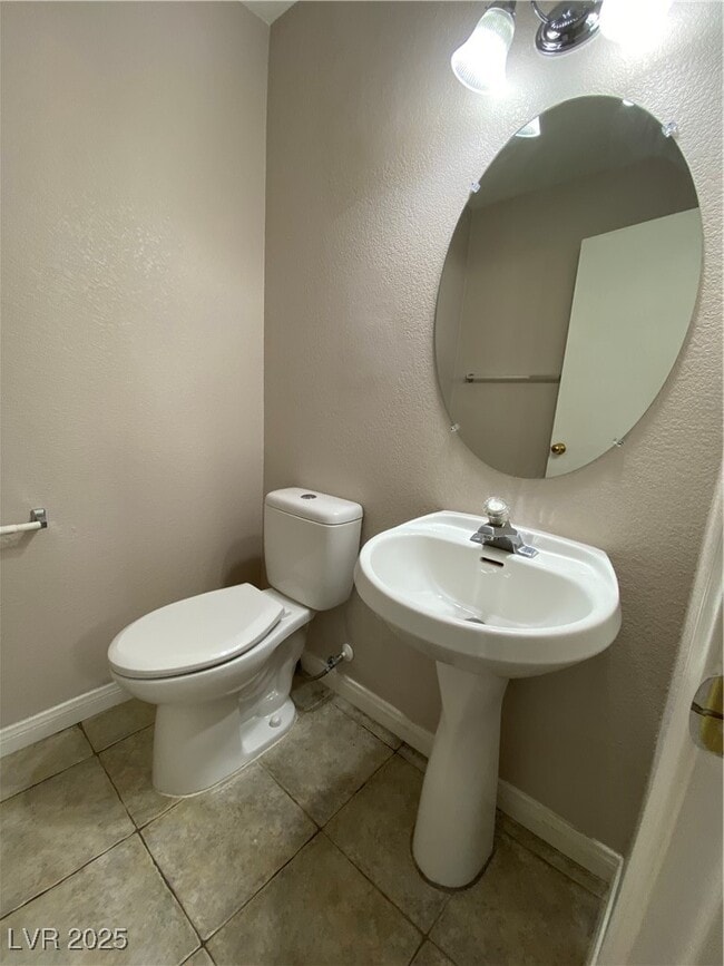 Building Photo - 9293 Adamshurst Ave