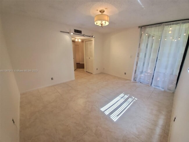 Building Photo - 10451 W Broward Blvd