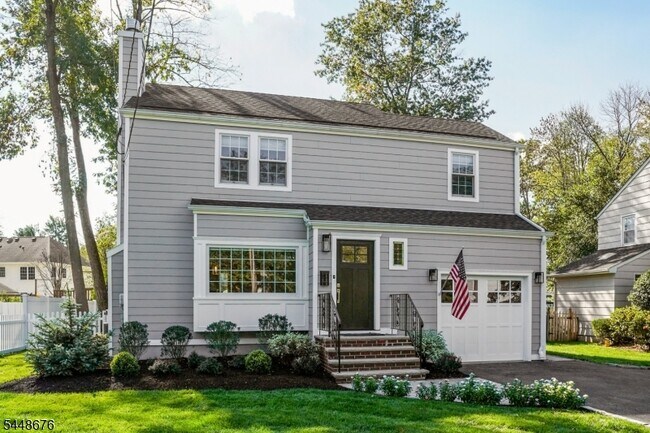 Building Photo - 256 Woodland Ave