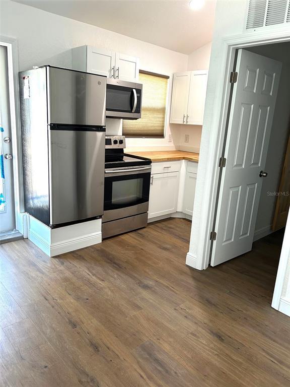 Building Photo - 5521 5th Ave N