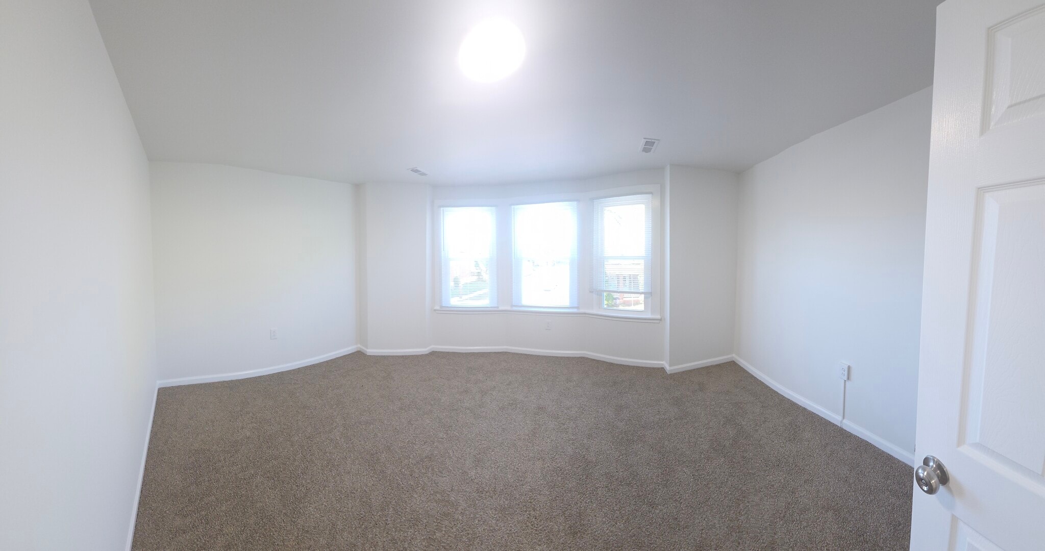 Master bedroom #1 - 69 W 5th St