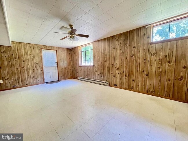 Building Photo - 3703 Towanda Rd