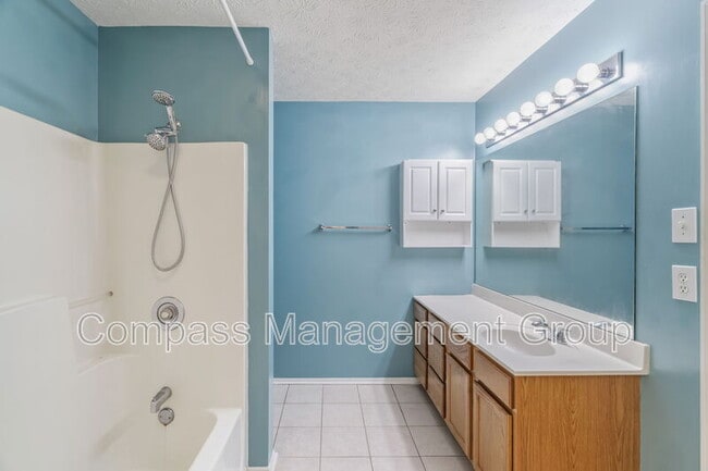 Building Photo - 1034 Brittany Deanne Ln