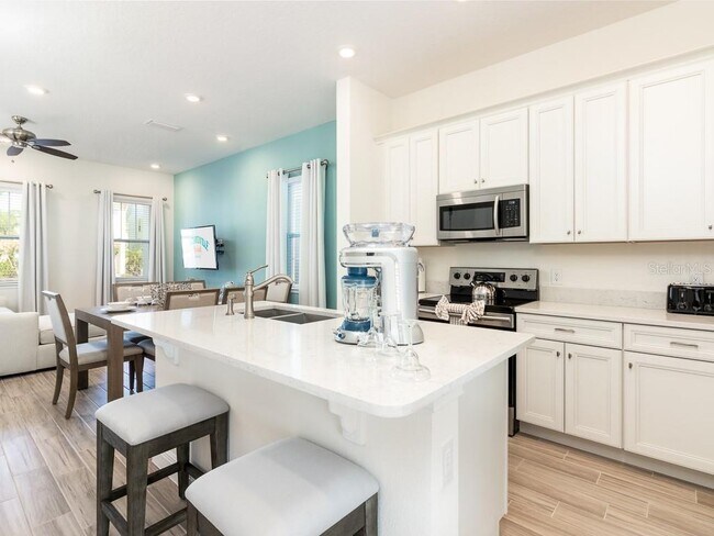 Building Photo - 3016 Sea Plane Ln