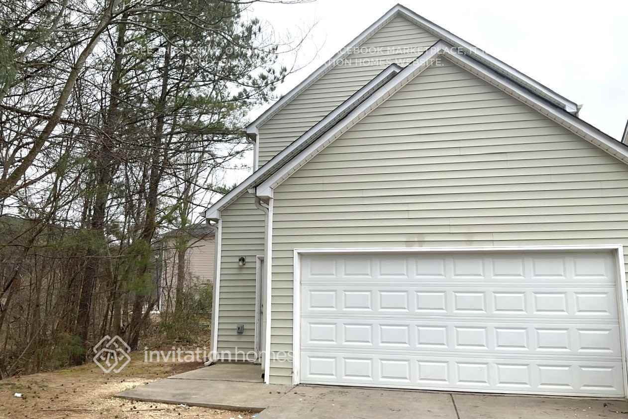 Building Photo - 3182 Imperial Cir SW