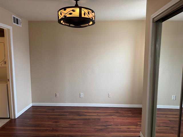 Building Photo - 2310 Bamboo Dr