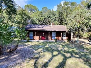 Building Photo - 3 BD 2 BA Home in the Ocean Springs School District