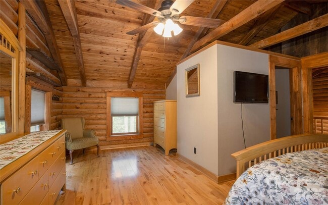 Building Photo - 2038 Toms Creek Rd