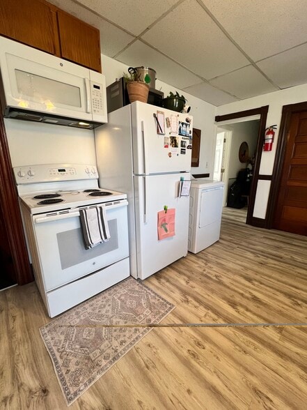 Kitchen - 94 Graham St