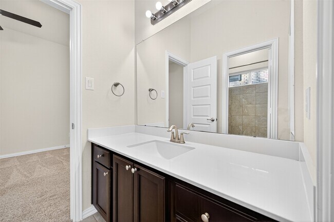 Building Photo - 40519 Goldeneye Pl