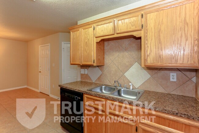 Building Photo - 4202 Elms Run Cir