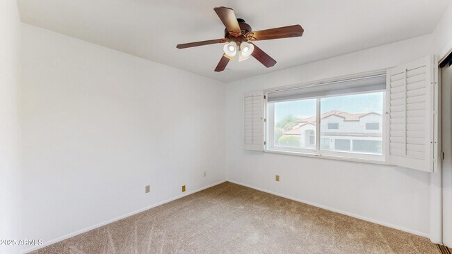 Building Photo - 6172 E Nisbet Rd