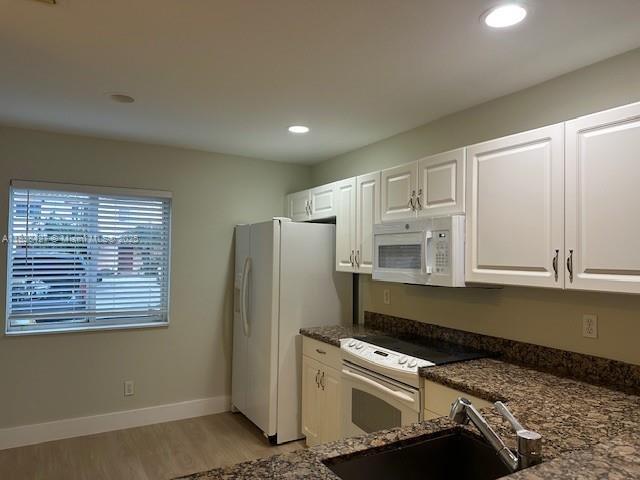 Building Photo - 762 NW 208th Ter