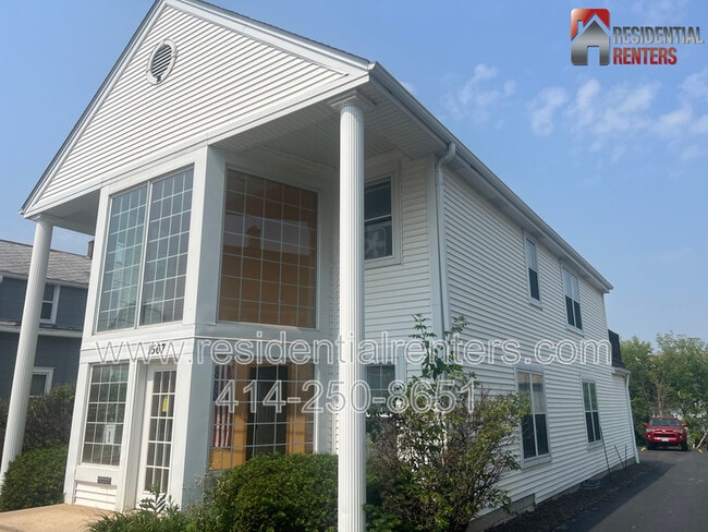 Building Photo - 1569 Wisconsin Ave