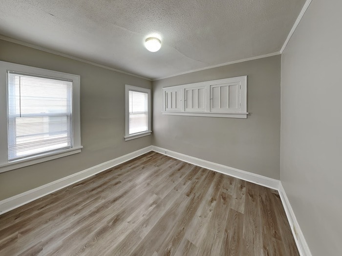 Building Photo - 3223 N Aldrich Ave