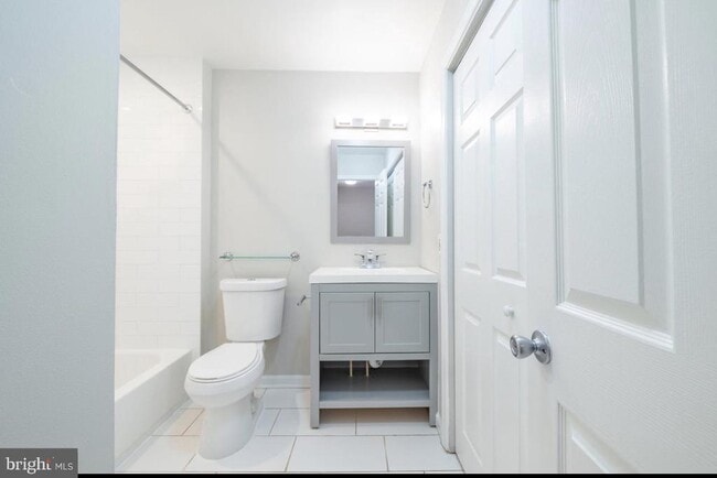 Building Photo - 18811 Birdseye Dr