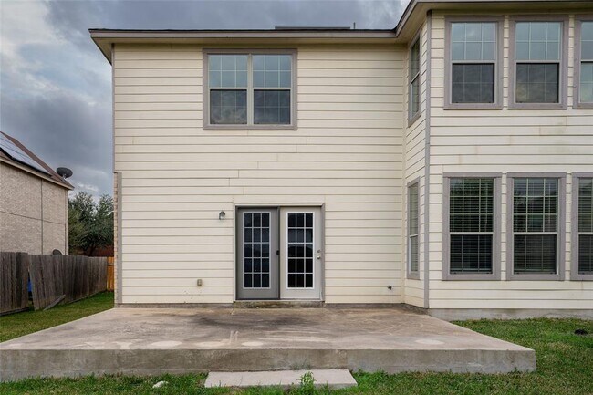 Building Photo - 612 Dark Tree Ln