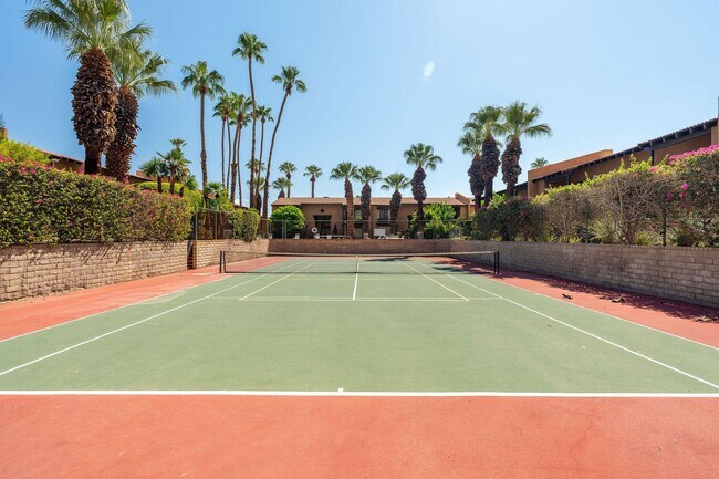 Building Photo - Prime Palm Springs living in the gated community of Rancho El Mirador