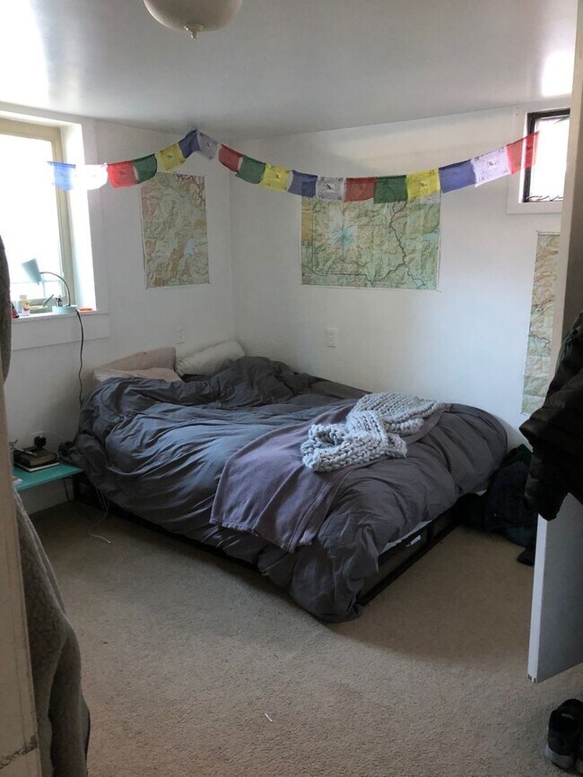 Building Photo - 910 Bungalow Ct