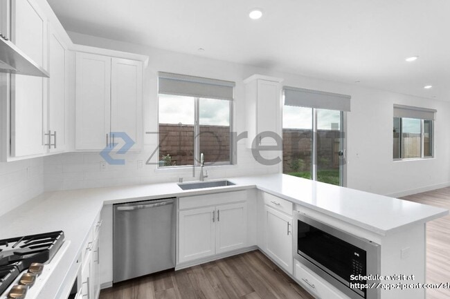 Building Photo - 4785 Happy Hallow Dr