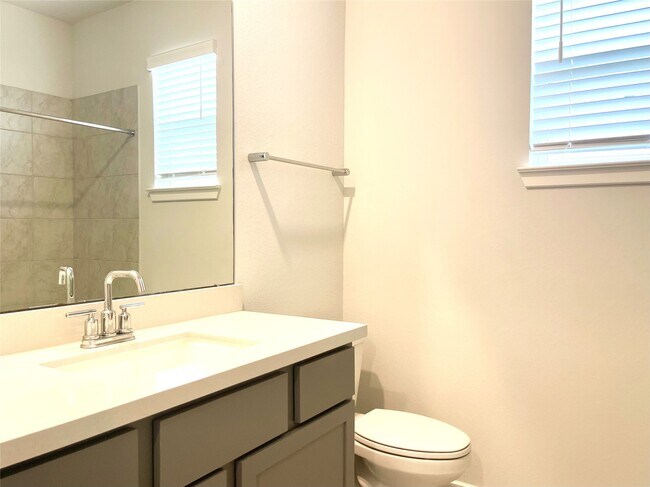 Building Photo - 8475 Harrington Grv Trl