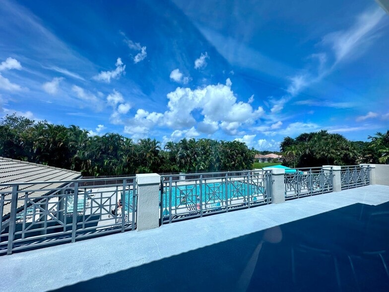 Building Photo - 5791 Island Reach Ln