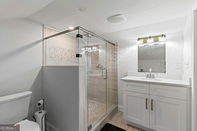 Building Photo - 1472 North Avenue NW