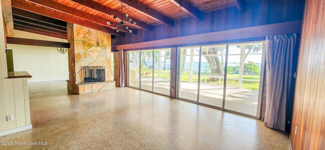 Building Photo - 1181 Sunny Point Dr