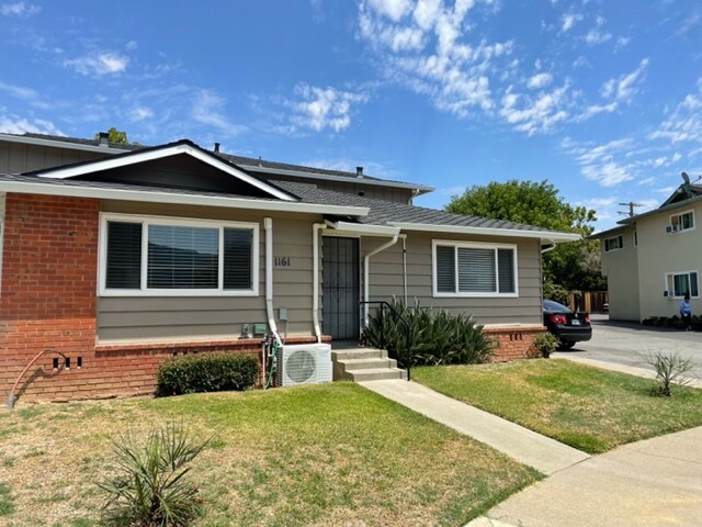 Primary Photo - 1161 Driftwood Terrace