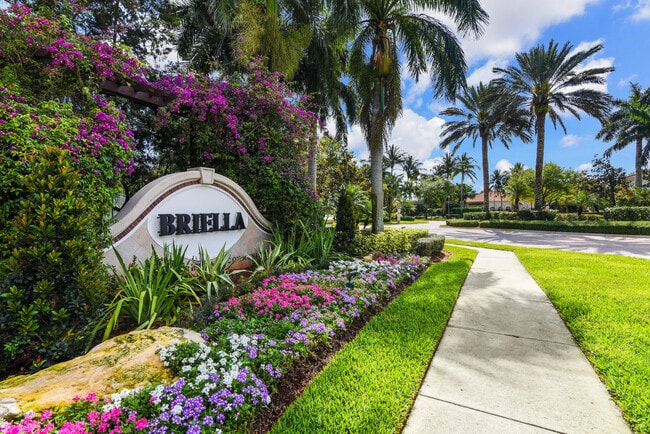 Building Photo - 7392 Briella Dr