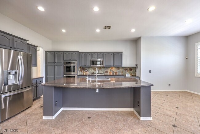 Building Photo - 3212 Wisteria Tree St