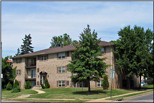 Building Photo - Garrison Gardens