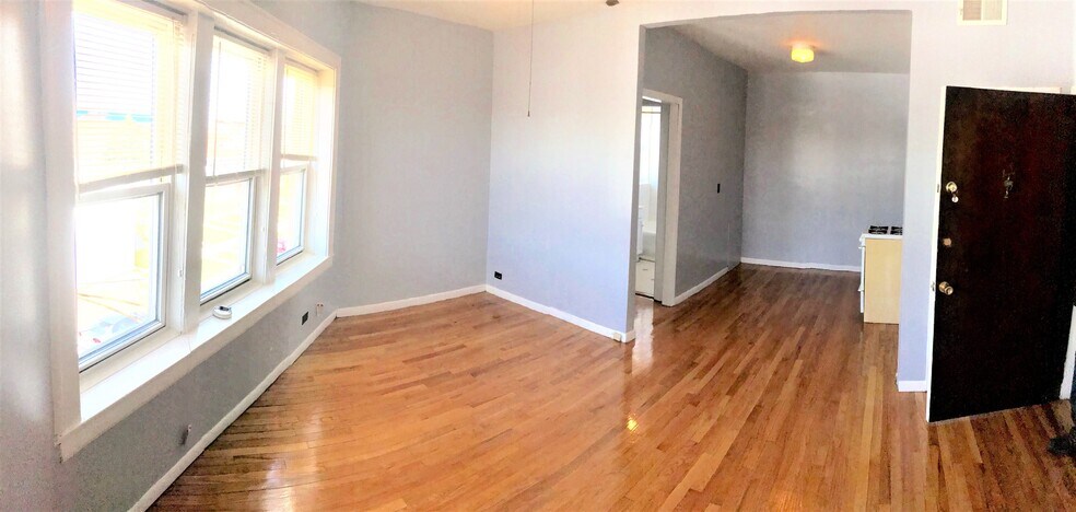 Building Photo - 4355 S Sawyer Ave