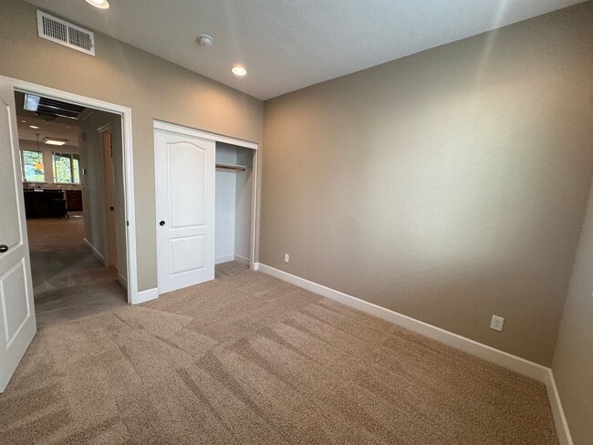 Building Photo - 4704 Norris Canyon Rd